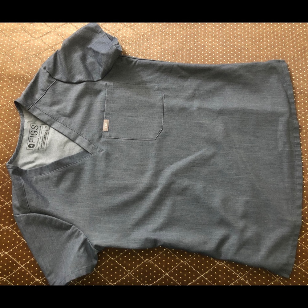 Figs Scrub Top in XS
